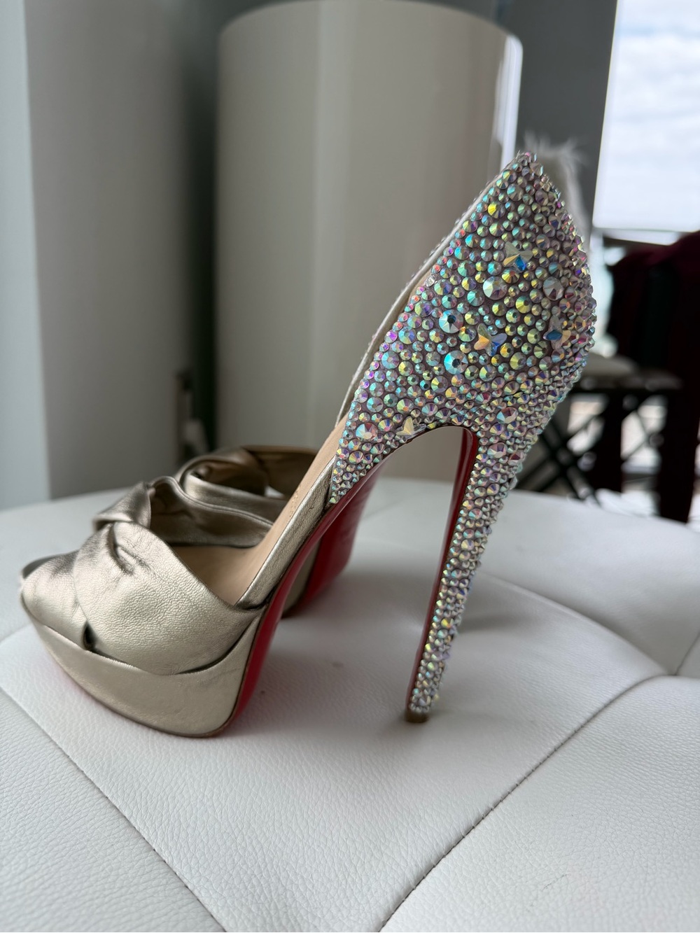 Christian Louboutin Crystal
STRASS Volpi 150 D'Orsay metallic platform pump 37.5 - Picture 4 of 5